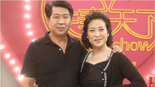 62岁许娣老公首次亮相.颜值样貌不输小鲜肉,难怪能相濡以沫47年