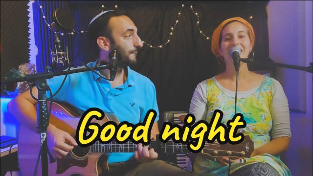 治愈系催眠!中文唱晚安!夫妇甜蜜弹唱《Good night》,愿你做个好梦