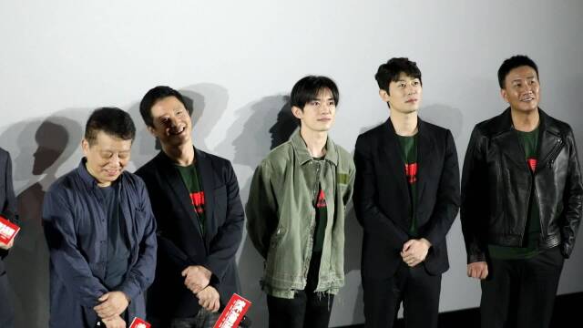 《长津湖》首映礼 陈凯歌徐克吴京易烊千玺齐亮相
