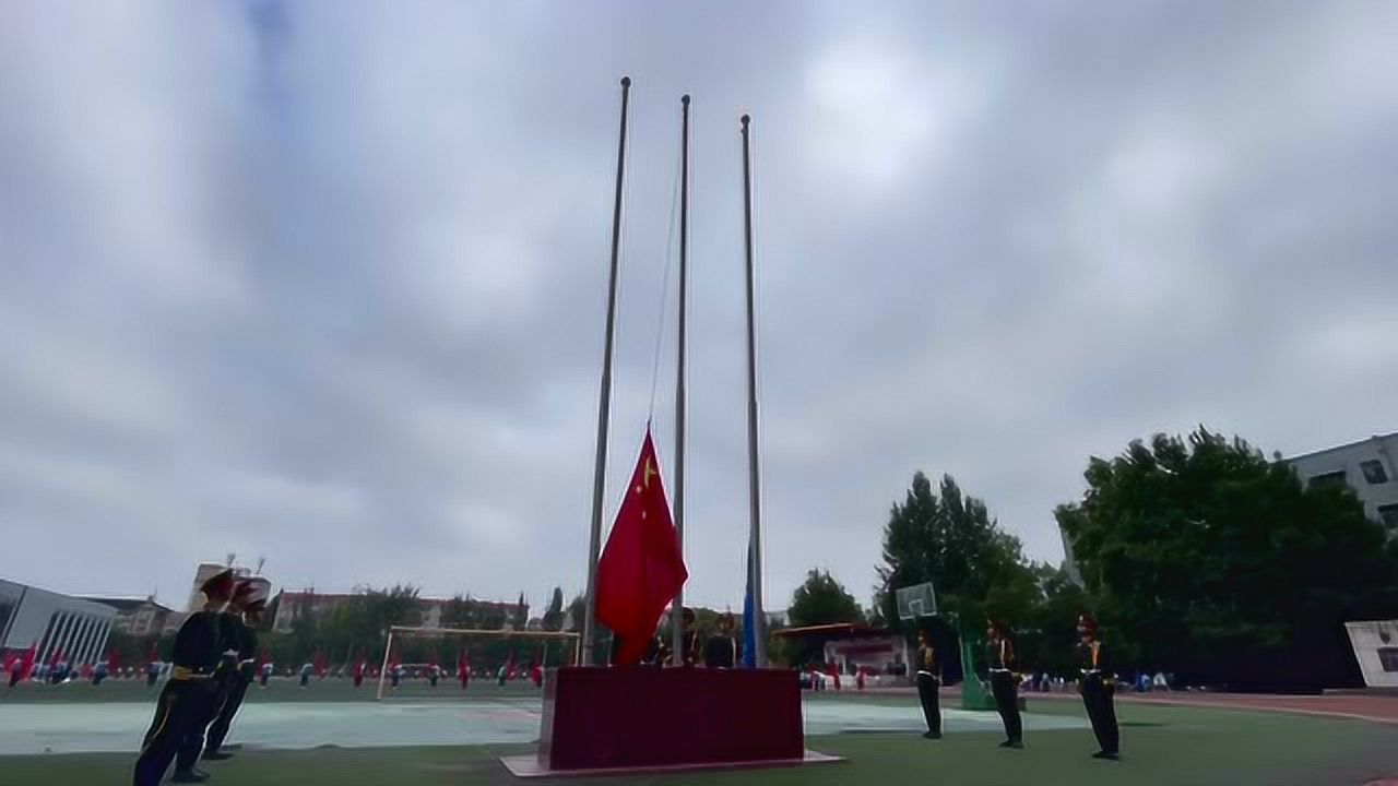 宇航中学运动会升旗仪式