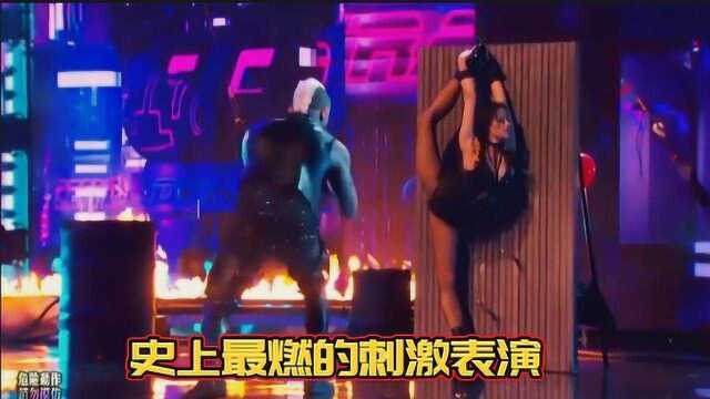 国外史上最燃的表演!短裙妩媚美女以及肌肉男的碰撞,不服来看!