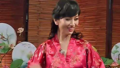 赵雅芝一身红色睡衣,惊现完美身材,丝毫看不出快70岁