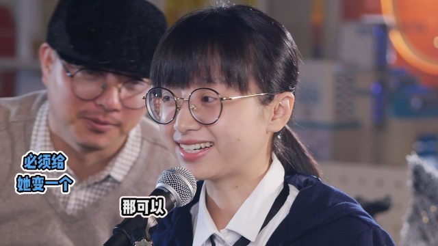 小鸭子老师第一个变装视频来啦边变边唱哦