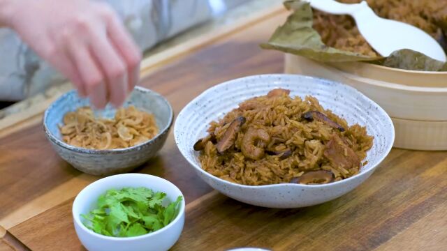 台湾油饭怎么炒最好吃?酒店大厨教你正确做法,香气四溢,给肉不换