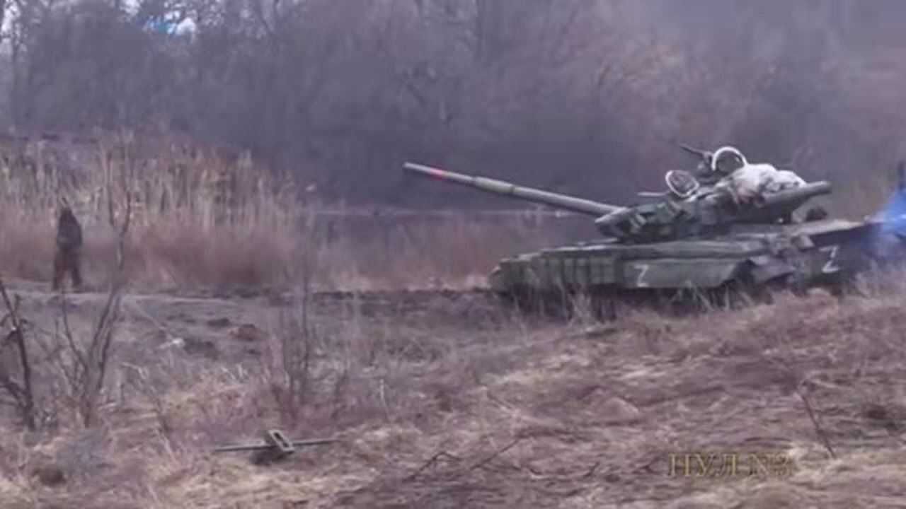 俄媒公开：俄军进入乌克兰城市现场视频_高清