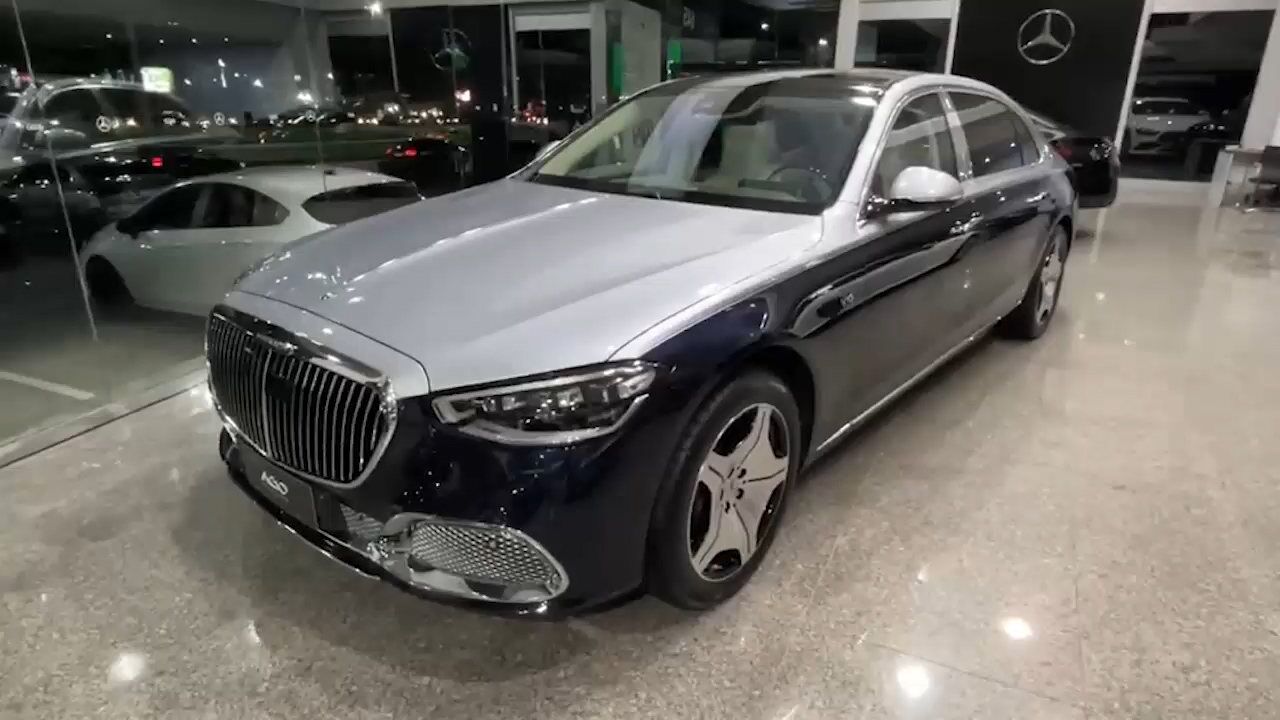 店内实拍2022款奔驰迈巴赫s680全方位了解后才知道有多霸气