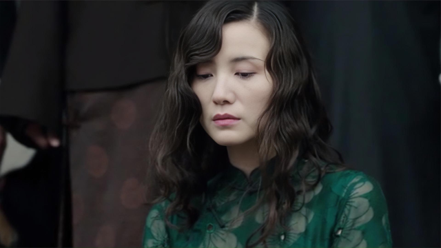 宋佳的身材有多好?衣服包紧性感火辣,连宋茜都自叹不如