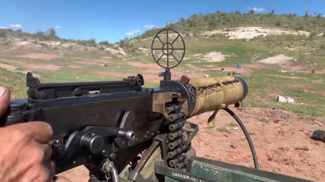 一战二战不容忽视的英国武器,马克沁最优秀的衍生品:维克斯机枪