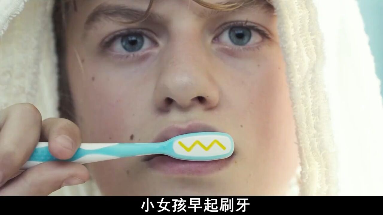 小男孩意外获得了隐身能力，做什么事都没人看见他_腾讯视频