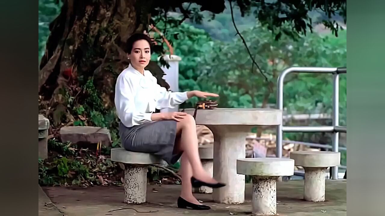 不管有钱没钱，一定要挺起胸膛走路。#恬妞#港星女神#经典_高清1080P在线观看平台_腾讯视频