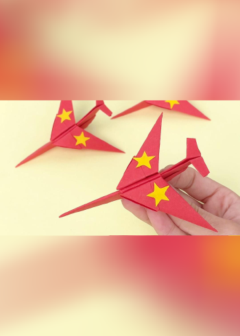 4张正方形的纸就能折出纸飞机?创意手工简单又好看!