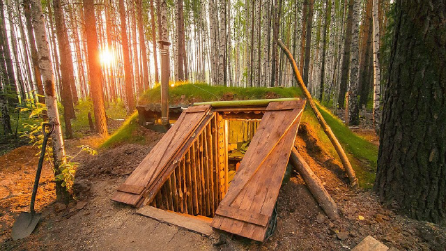 野外建造:三毛野外生存记建造地下堡垒