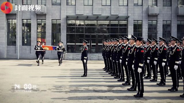 成都成华公安发布视频《警察的誓言》,献礼警察节