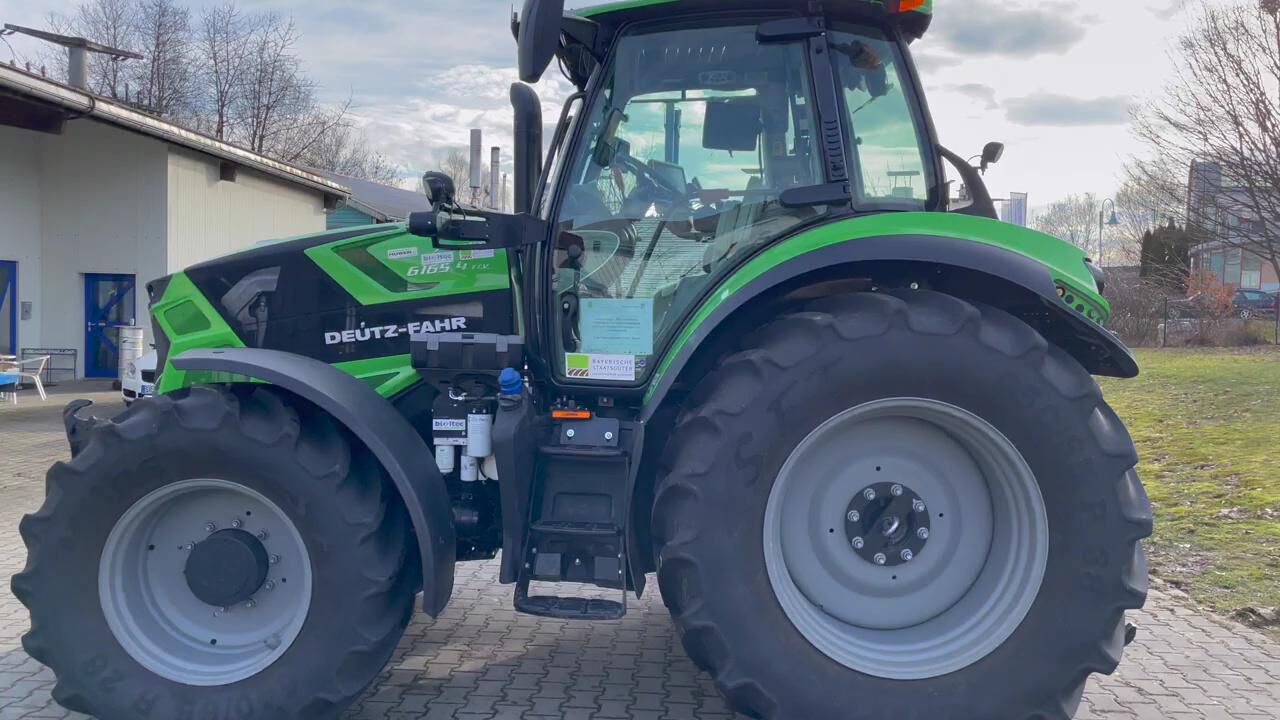 真正的绿色拖拉机——道依茨法尔agrotron 6165拖拉机!