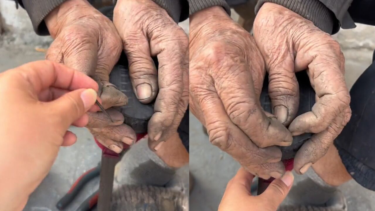 老爷爷颤抖着沧桑的双手修鞋,女子见状赶紧伸手帮忙:看着很心酸