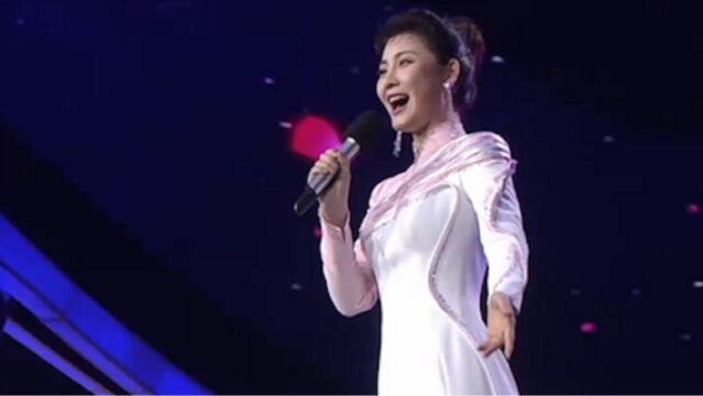 李晓婵演唱经典歌曲《芦花》,优美旋律,醉人心扉