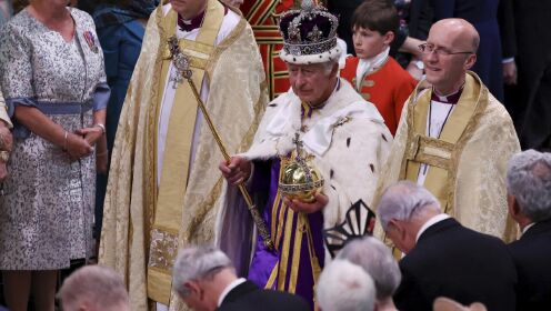 查尔斯三世加冕 正式成为英国国王