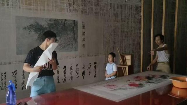 书画作品 传统手工装裱——大裱 让我的技艺留住你的记忆 传授传统手工装裱技艺#书画装裱修复 #书画装裱 #古旧字画装裱修复