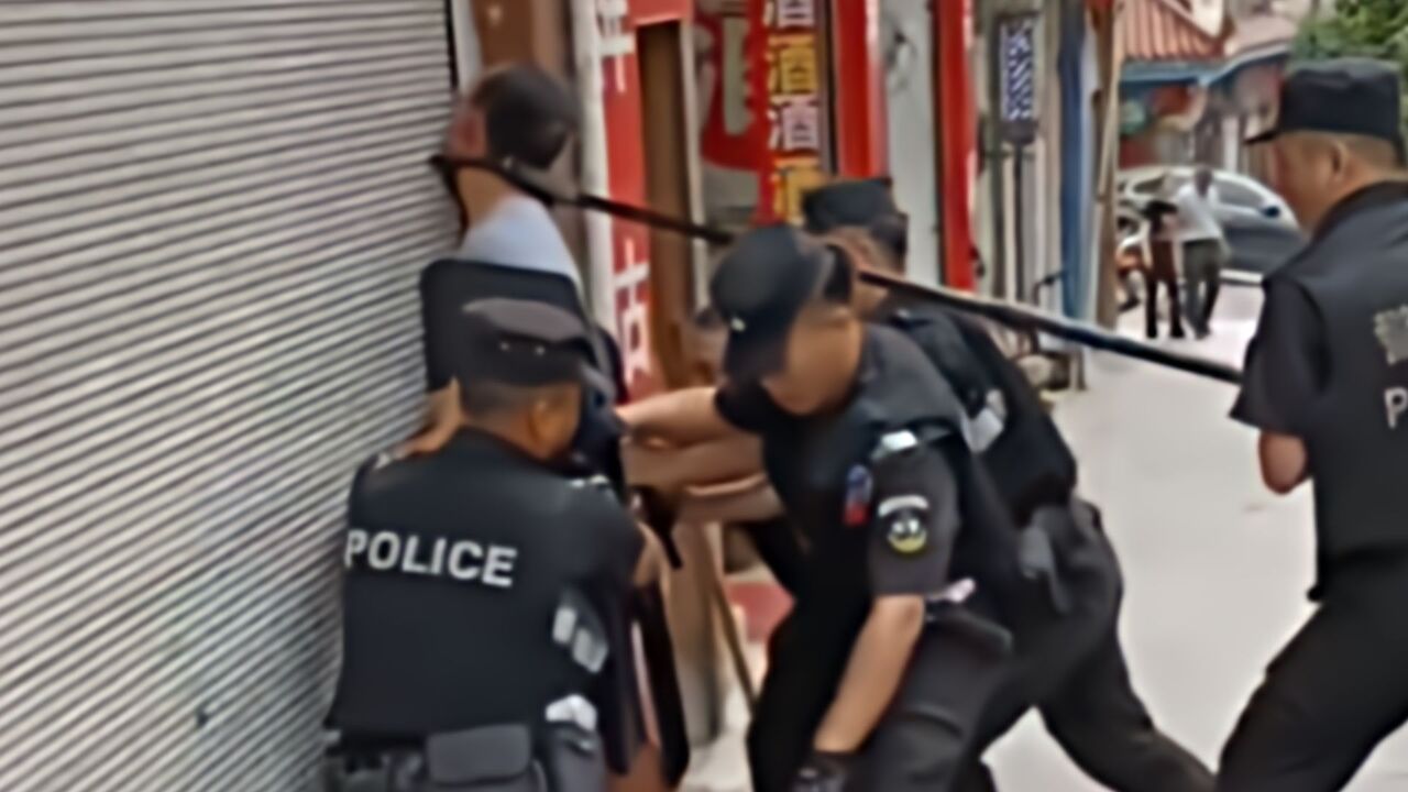 四川男子持刀砍人致8伤警方通报:嫌疑人被捕,伤者均妥善救治_高清1080P在线观看平台_腾讯视频