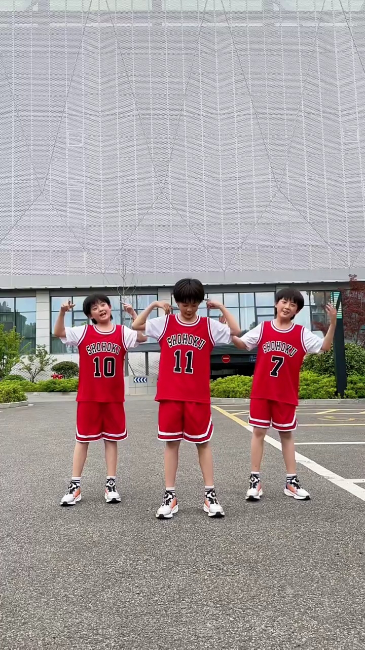 三胞胎天之文 #一起长大的幸福 #烦恼进入我的耳朵里