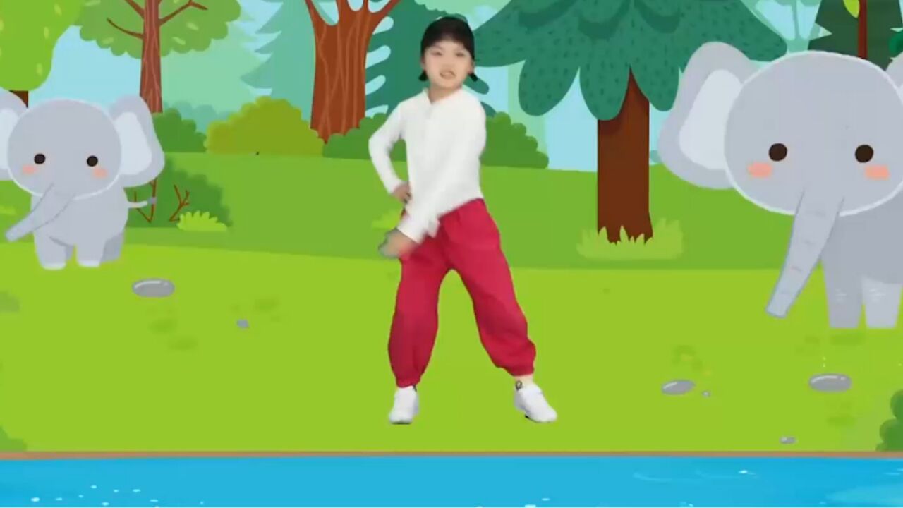 大象的耳朵好大啊,大象还有长长的鼻子,我们用手臂模仿大象的鼻子