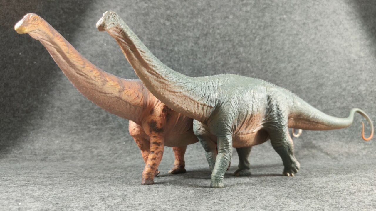 过半米长的迷惑龙!好龙谷 1/35 恐龙模型 迷惑龙 黄信/史进