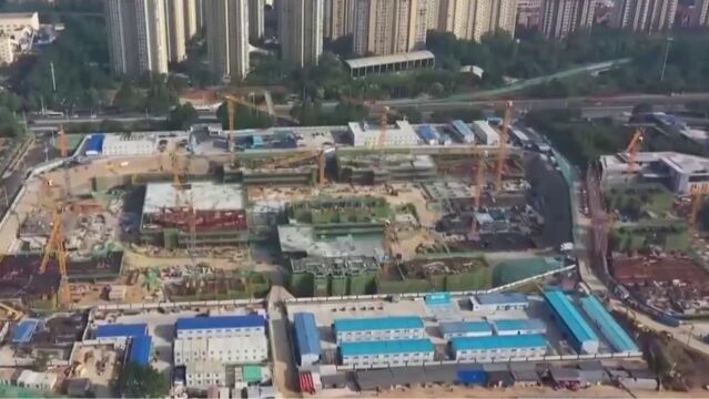 一线调研 城市低效用地焕发新活力,山东青岛城市监理员,为自家社区建设把关