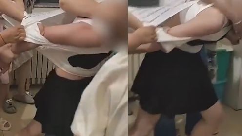 男子穿JK裙混入女浴室偷拍，众女生合力围堵当场控制，校方回应