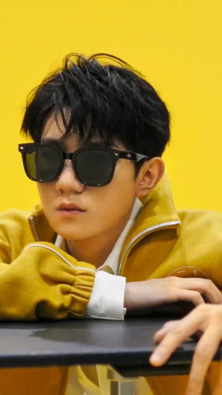 230612【王源】帕莎趁着夏光 自在出行