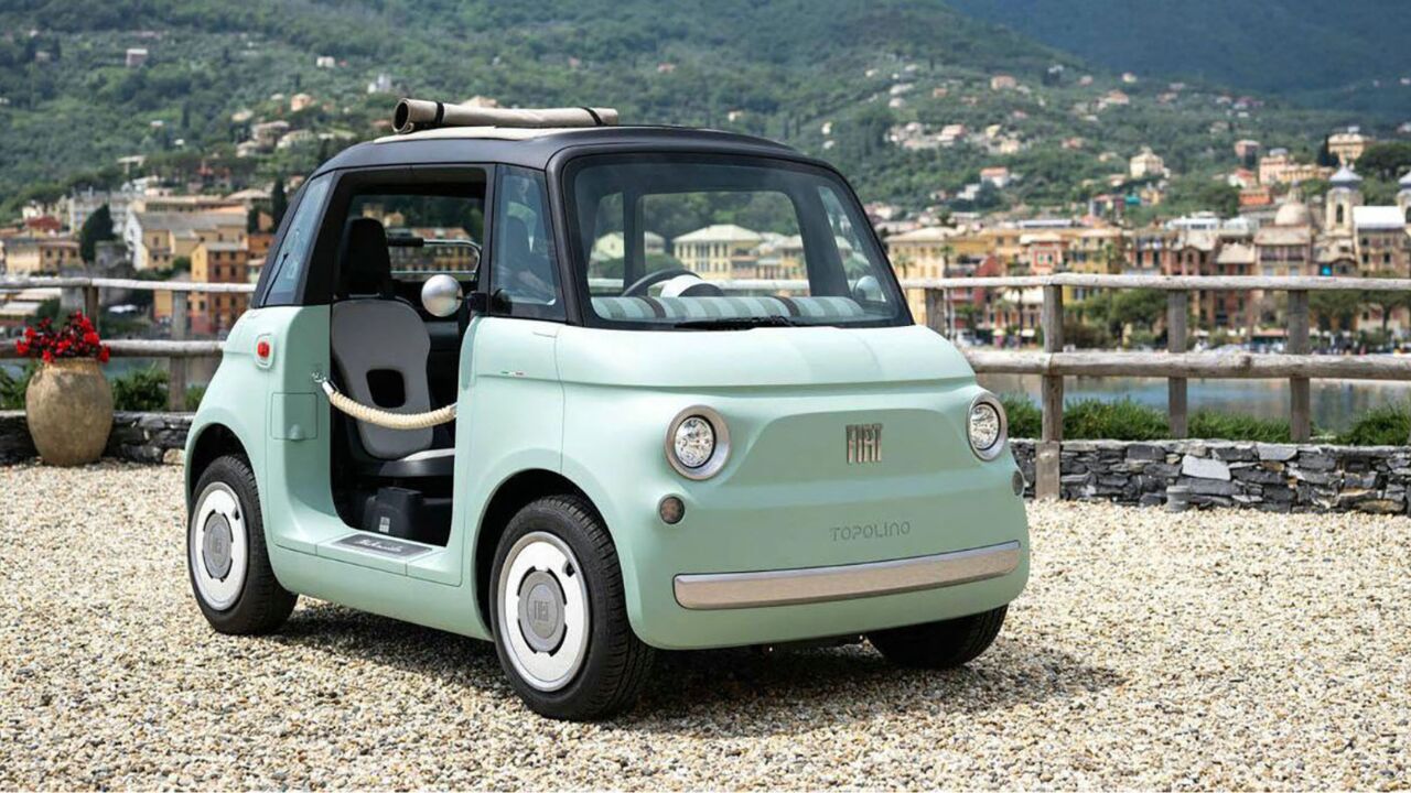 没有车门的电动车,外形小巧呆萌,不用汽车驾照就能开