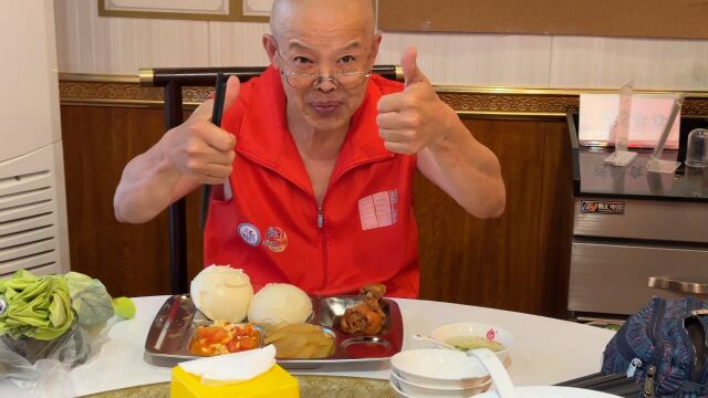 公益助餐,东城区试水“老年餐桌”新形式丨养老餐桌调研