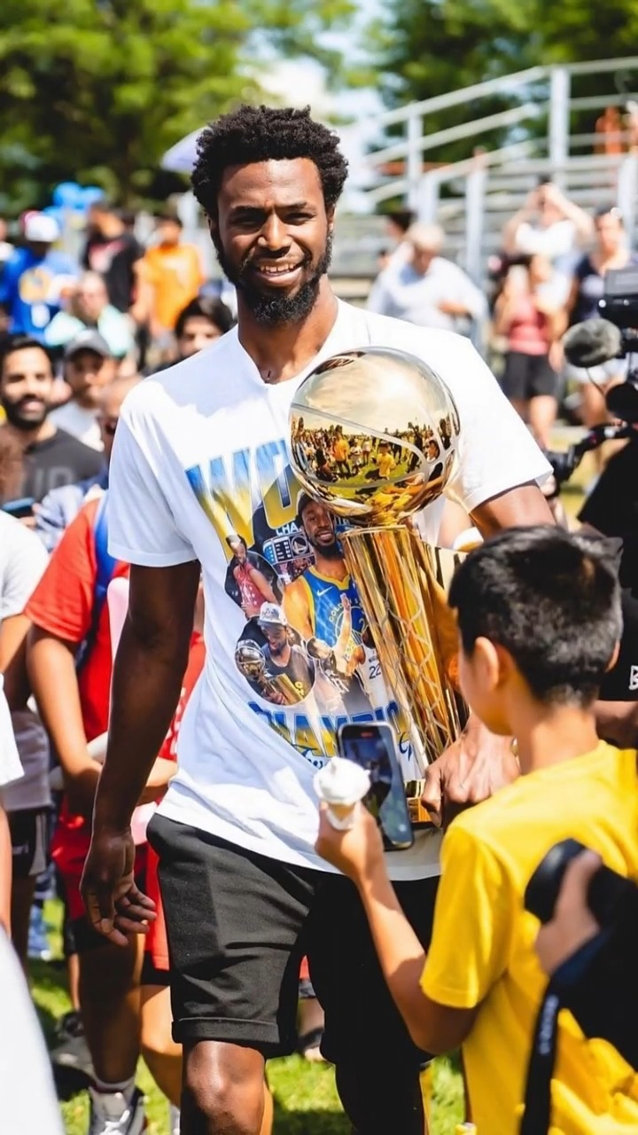 嘴哥的笑容永远是那么的温暖纯真.#nba #勇士 #维金斯