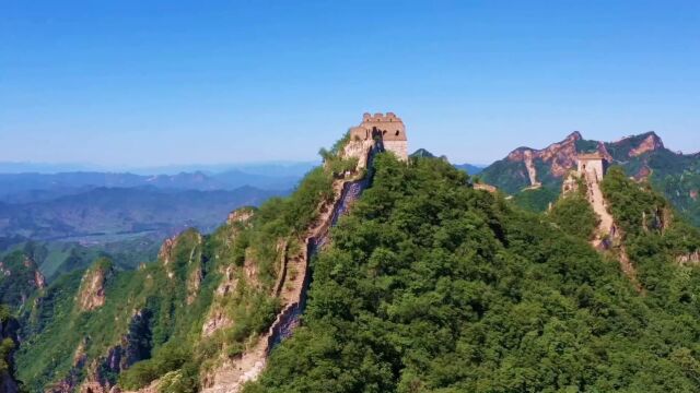 《长城永在我心上》高泽顺词,陆祖龙曲,张晓钟演唱.