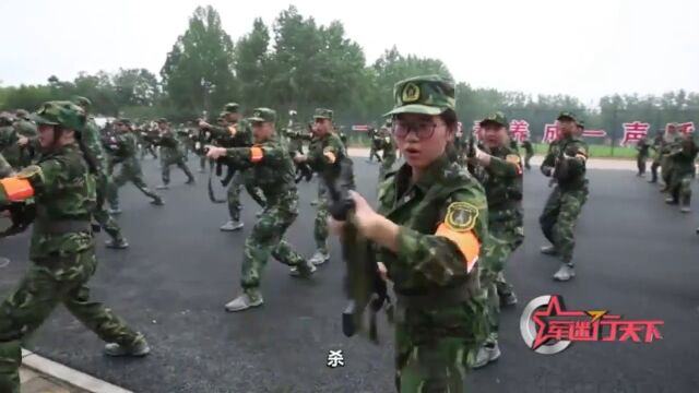 遵守一日生活制度!进行拼刺训练!这个全国学生军事训练营不简单