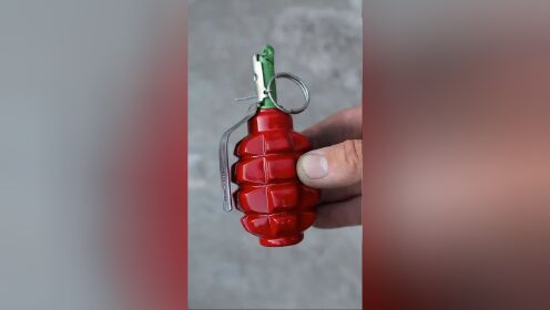 铜铸手雷玩具