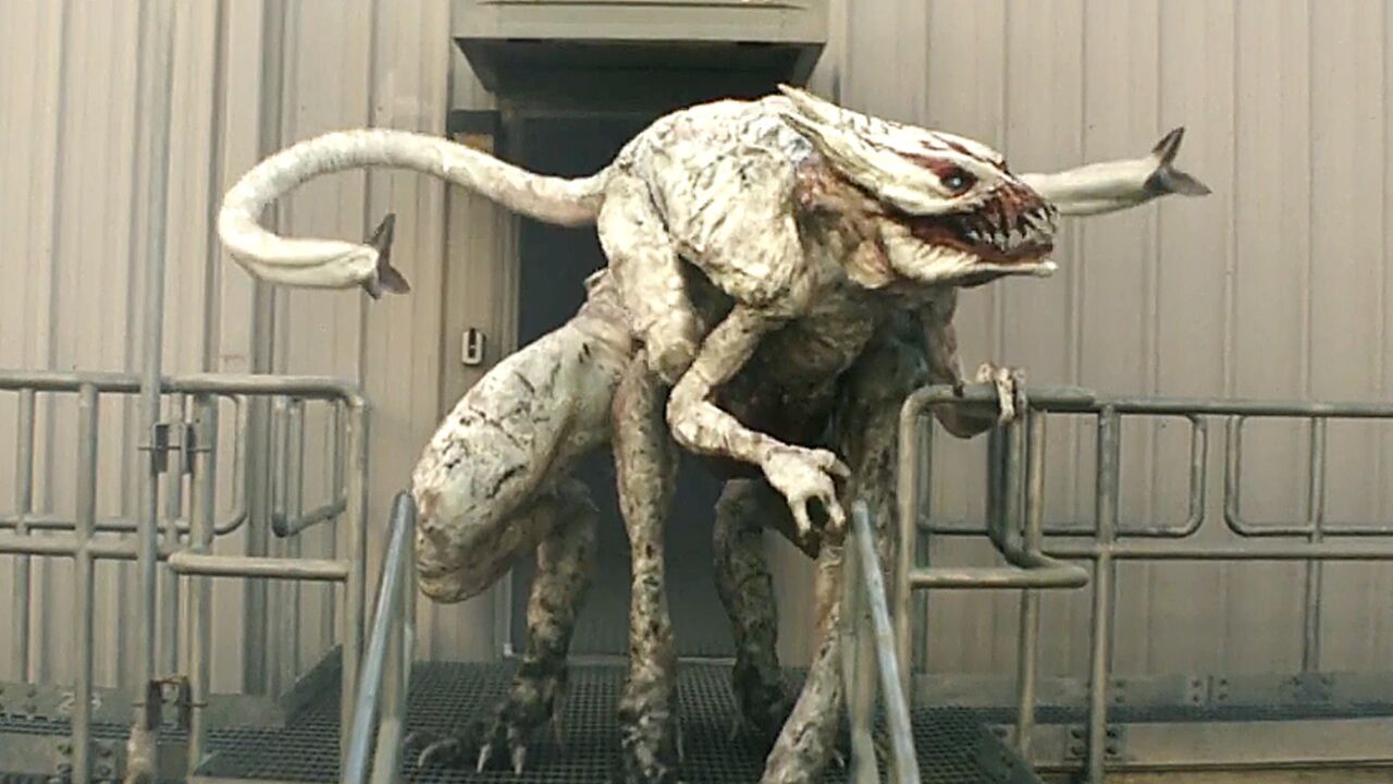 1末来世界出现了可怕的怪兽,人类伤亡惨重 惊悚片