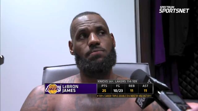 詹姆斯谈悬挂季中赛冠军旗帜：我们是第一届冠军 会永远流传下去