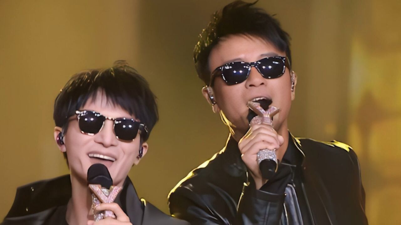 周深与李克勤的六大神级合唱现场,每首都堪称经典,你最喜欢哪首?