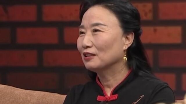 王大妈性格温婉和善,还经常去当志愿者,去造福社区服务大众