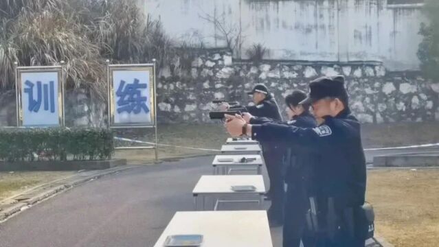 【庆祝中国人民警察节】彭泽公安举行综合技能大比武活动