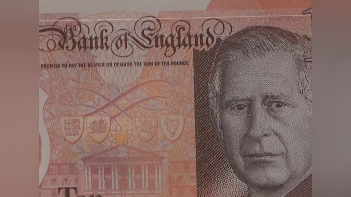 英国:新版英镑纸币首次展出
