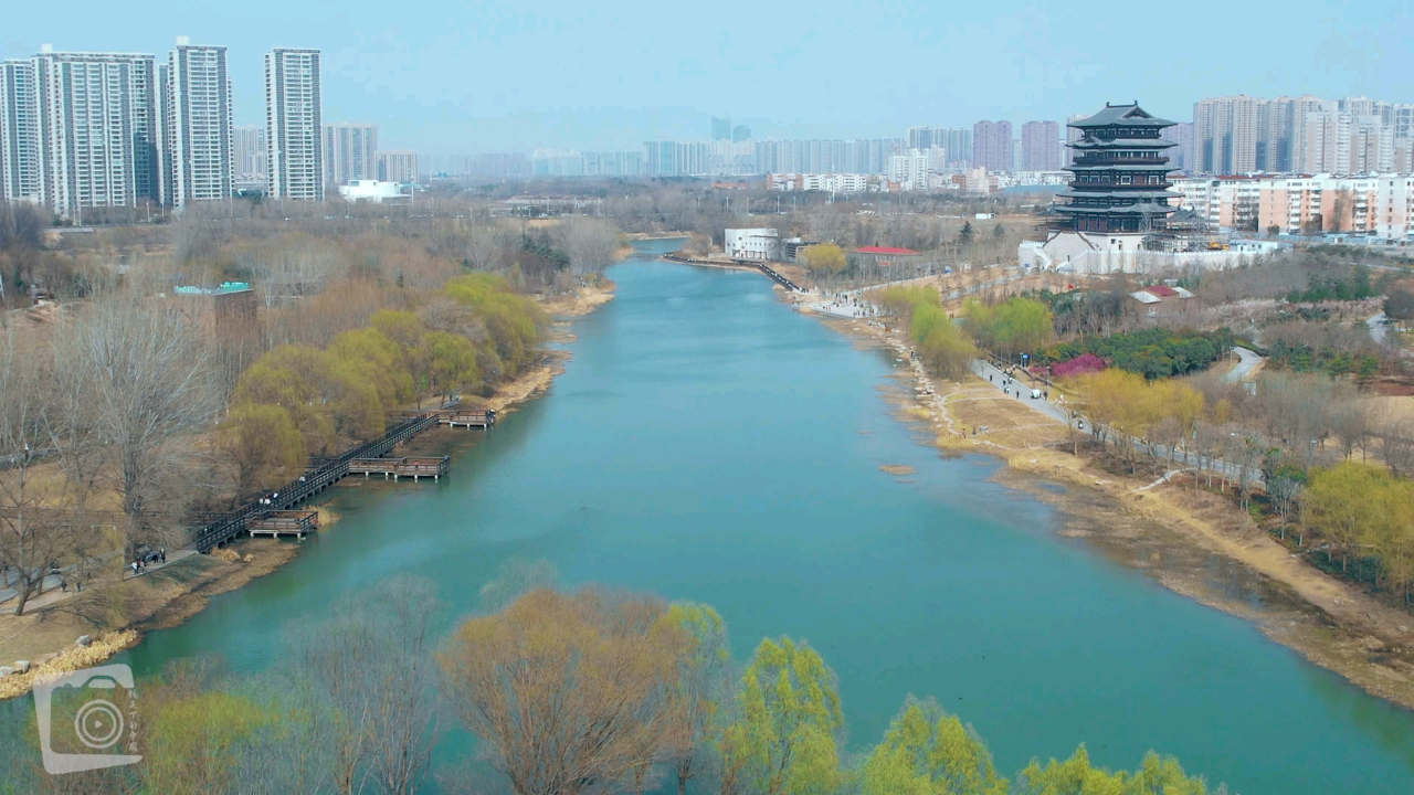 郑州烟花三月西流湖南区北区万物复苏美景
