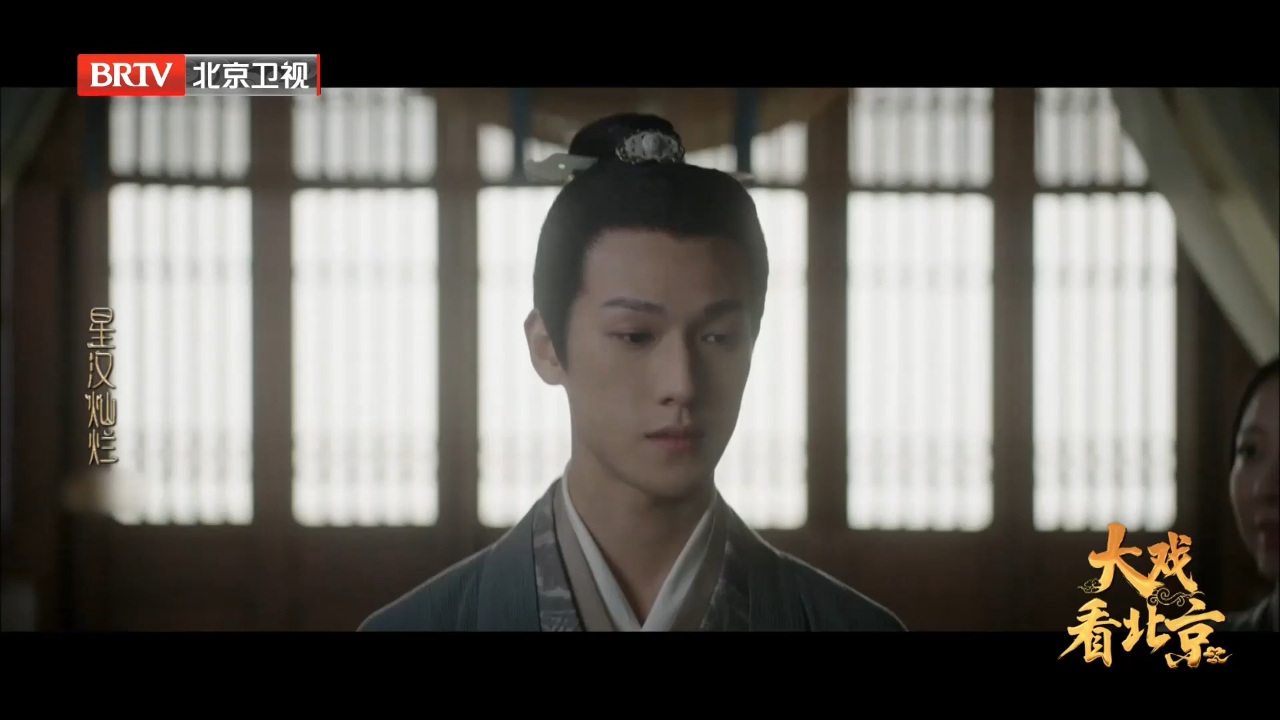 对于家人的放任,袁善见也心灰意冷,不再关心自己婚事