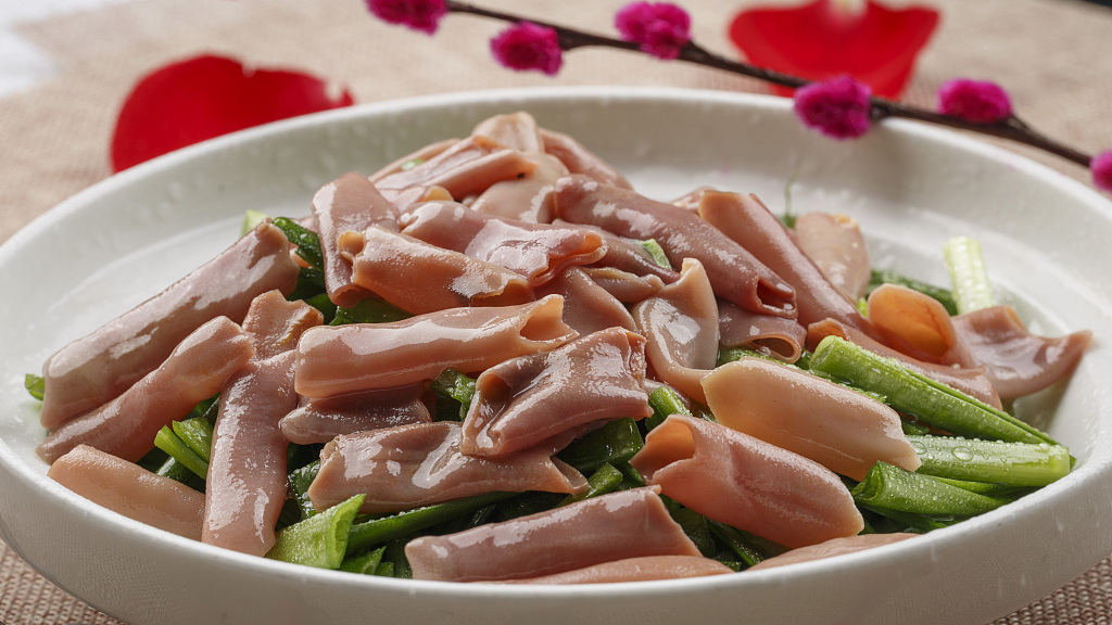 韭菜炒海肠,读秒出锅鲜爆了!