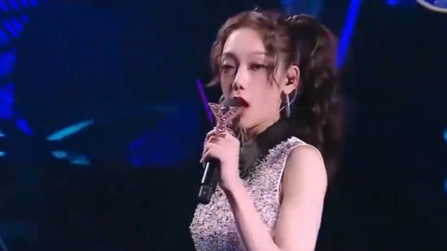 容祖儿与希林合唱《不如跳舞》,动感歌曲,嗨翻全场