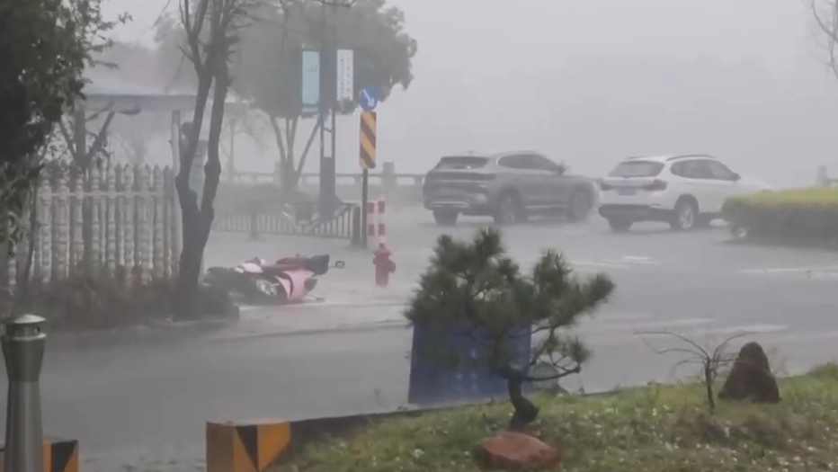 南方多地遭遇强对流天气,皖浙等5省区部分地区现雷暴大风或冰雹