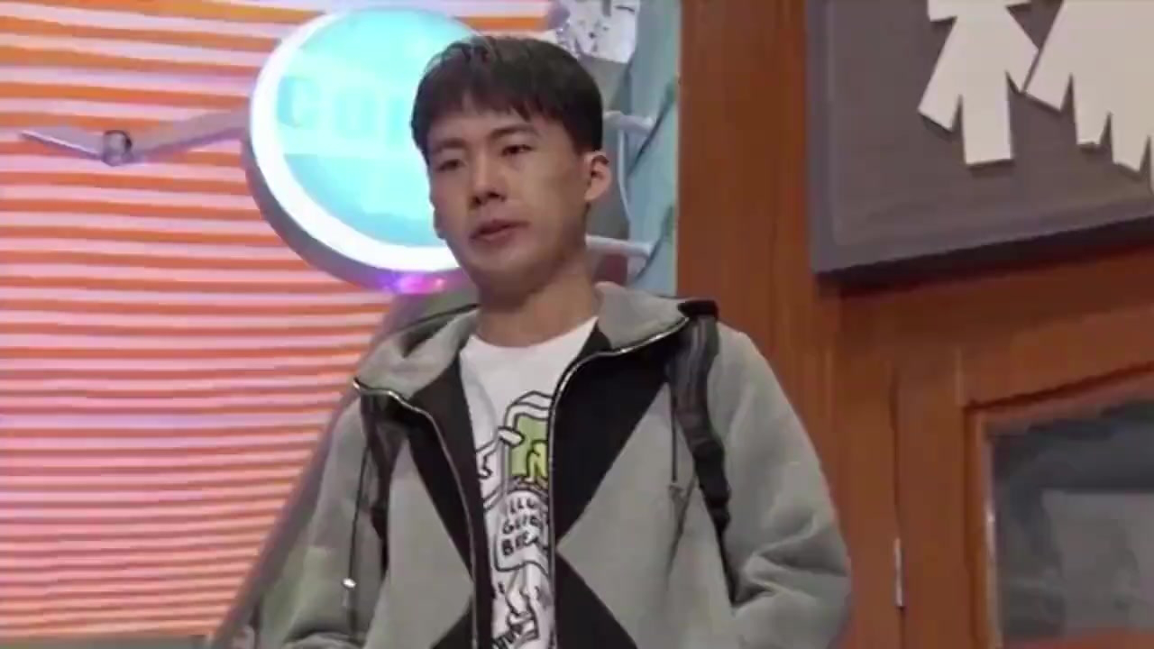 郭麒麟答题高光合集,见题就抢完全不给人机会,不愧称为智商担当
