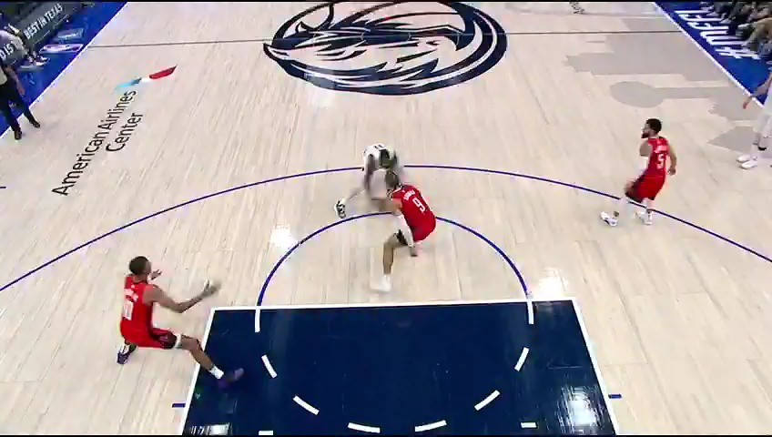 nba常规赛:独行侠vs黄蜂第1节中文解说回放