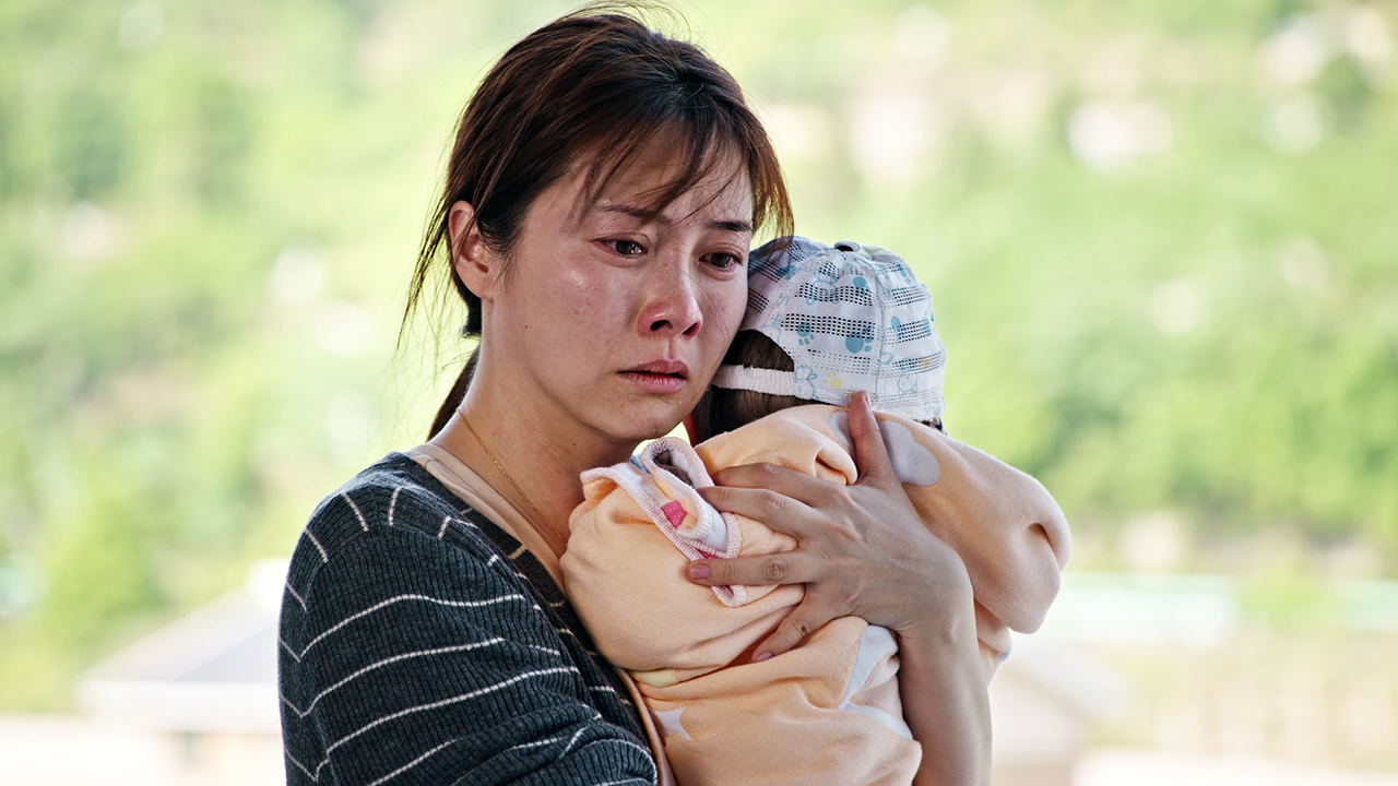 利剑·玫瑰丨母亲为找丢失孩子精神崩溃!抱着婴儿差点跳楼?