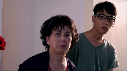 《妈咪侠》先导预告 冯宝宝"装傻卖萌"_电影_高清1080p在线观看平台